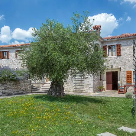 Holiday Home Villa Frapi - Pzn321 * Pazin