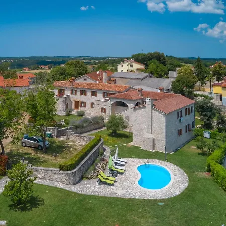 Holiday Home Villa Frapi - Pzn321 Hébergement de vacances *